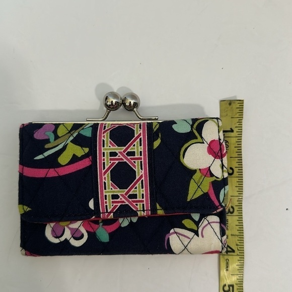 Vera Bradley Bags Small Kisslock Wallet Ribbons NWOT - Picture 11 of 11